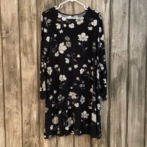 Old Navy large long sleeve swing dress black floral